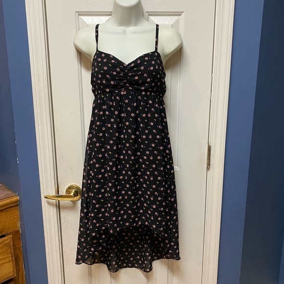 Womens Forever 21 Black Floral Print Spaghetti Strap High Low Dress S. - Picture 1 of 9